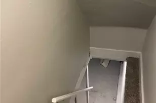 42 S Monmouth St, Dayton, OH 45403 - Photo 16