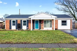 922 Styer Dr, New Carlisle, OH 45344 - Photo 2