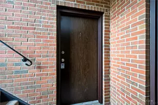 1104 Arrowhead Crossing, Dayton, OH 45449 - Photo 4