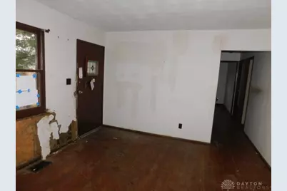 1800 Clarissa Avenue, Dayton, OH 45429 - Photo 6