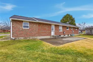 547 Douglas Way, Tipp City, OH 45371 - Photo 24