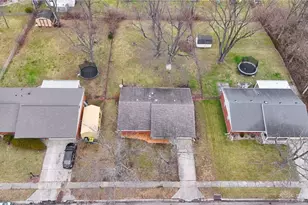 2537 Pinegrove Dr, Dayton, OH 45449 - Photo 30