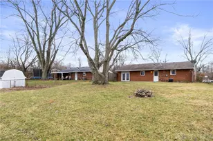 2537 Pinegrove Dr, Dayton, OH 45449 - Photo 28