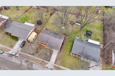 2537 Pinegrove Drive, Dayton, OH 45449 - Photo 32