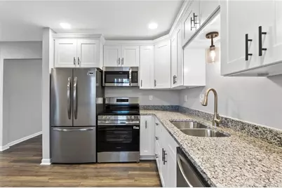 2537 Pinegrove Drive, Dayton, OH 45449 - Photo 10