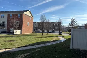 9406 Tahoe Dr, Washington Twp, OH 45458 - Photo 4