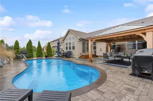 1201 Greystone Cir, Vandalia, OH 45414 - Photo 8