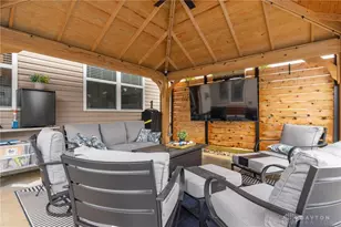 1201 Greystone Cir, Vandalia, OH 45414 - Photo 10