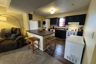 15 S Shafer St, Athens, OH 45701 - Photo 4