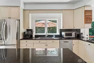 2779 West End Ct, Spring Valley Twp, OH 45370 - Photo 24