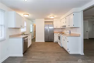 913 Bristol Dr, Vandalia, OH 45377 - Photo 10