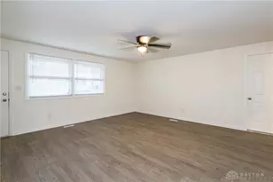 913 Bristol Dr, Vandalia, OH 45377 - Photo 6