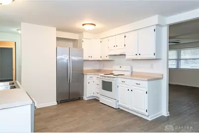 913 Bristol Drive, Vandalia, OH 45377 - Photo 12