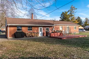 111 Parkgrove Dr, Englewood, OH 45322 - Photo 32