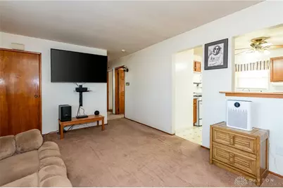 111 Parkgrove Drive, Englewood, OH 45322 - Photo 6