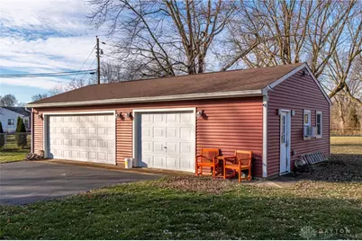 111 Parkgrove Drive, Englewood, OH 45322 - Photo 34