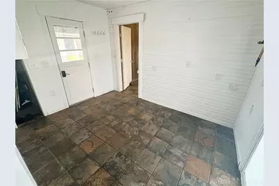 140 N Center Street, Versailles, OH 45380 - Photo 24