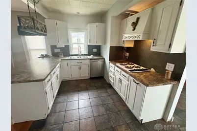 140 N Center Street, Versailles, OH 45380 - Photo 20