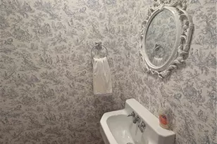 140 N Center St, Versailles, OH 45380 - Photo 16