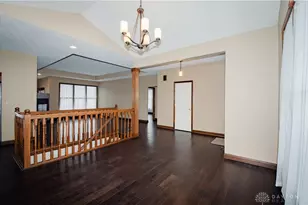 2719 Sycamore Ridge Ct, Beavercreek, OH 45431 - Photo 4