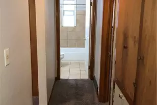 2011 Riverside Dr, Dayton, OH 45405 - Photo 8