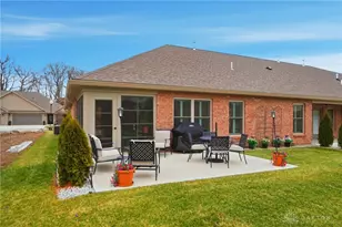 1188 E Bentley Cir, Troy, OH 45373 - Photo 6