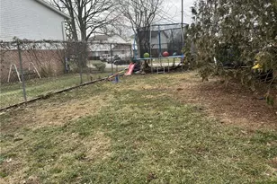 304 Sunset Dr, New Carlisle, OH 45344 - Photo 4