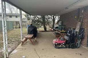 304 Sunset Dr, New Carlisle, OH 45344 - Photo 6