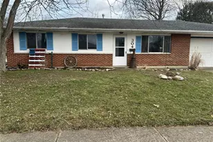 304 Sunset Dr, New Carlisle, OH 45344 - Photo 1