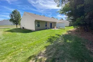 4095 Vitek Dr, Dayton, OH 45424 - Photo 4