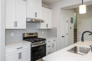 2299 Cold Strm Dr, Centerville, OH 45458 - Photo 6