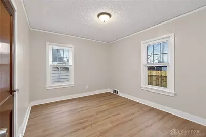 4001 Cleveland Avenue, Dayton, OH 45410 - Photo 18