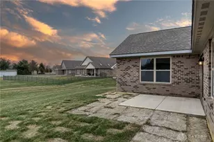 2220 Tandem Dr, Xenia, OH 45385 - Photo 32