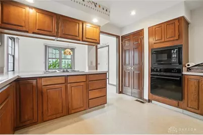 6821 Tifton Green Trail, Dayton, OH 45459 - Photo 20