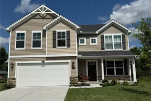 562 Maxwell Ct, Germantown, OH 45327 - Photo 2