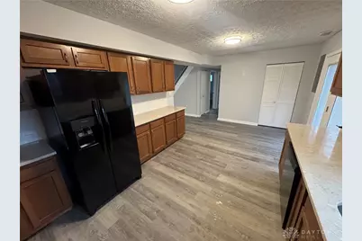 3401 Dryden Road, Moraine, OH 45439 - Photo 8