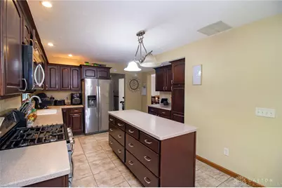 2240 Seneca Drive, Troy, OH 45373 - Photo 10