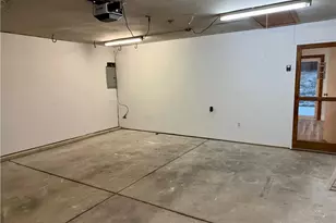 1924 Marinette Dr, Springfield, OH 45503 - Photo 22