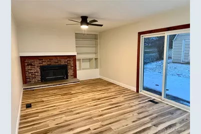 1924 Marinette Drive, Springfield, OH 45503 - Photo 6