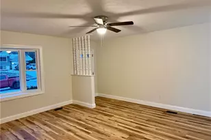 1924 Marinette Dr, Springfield, OH 45503 - Photo 2