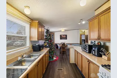 141 N Xenia Drive, Enon Vlg, OH 45323 - Photo 8