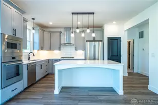 3631 Kingsgate Ln, Springfield, OH 45503 - Photo 2