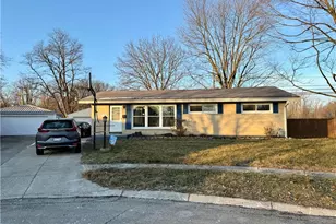 1033 Westmont Cir, Springfield, OH 45503 - Photo 2