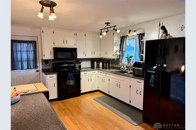 1033 Westmont Circle, Springfield, OH 45503 - Photo 6