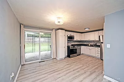 4678 Longfellow Avenue, Dayton, OH 45424 - Photo 8