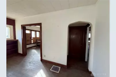 117 Valleyview Drive, Dayton, OH 45405 - Photo 6