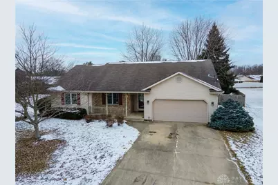 3174 Gardenia Drive, Troy, OH 45373 - Photo 2