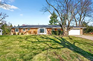 371 W David Rd, Dayton, OH 45429 - Photo 1