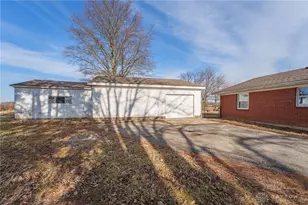 8246 Detrick Jordan Pike, New Carlisle, OH 45344 - Photo 36