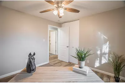 401 Stuckhardt Road, Dayton, OH 45426 - Photo 14